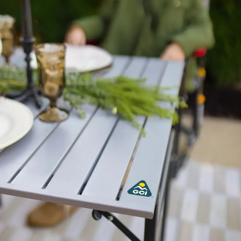 Multi-Functional Cook Slim-Fold Table XL - Choice 651 - Portable Camping Table with Heat-Resistant Countertop Detail