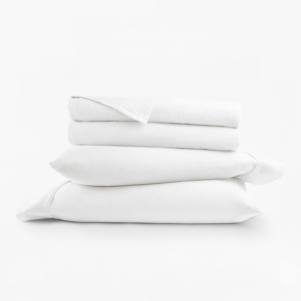 Cooling Sateen 100% Cotton Flannel Bed Sheets Set for Full Size Bedding in White - Luxury Bed Sheet Set with Deep Pockets Detail