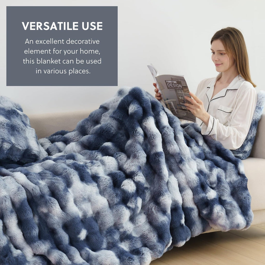Reversible Sherpa Faux Fur Throw Blanket for Couch Luxury Fluffy Thick Bubble Blanket Warm Cozy Throw for Bedroom Living Room, 50" x 60... - Super Soft Reversible Sherpa Flannel Blanket Detail