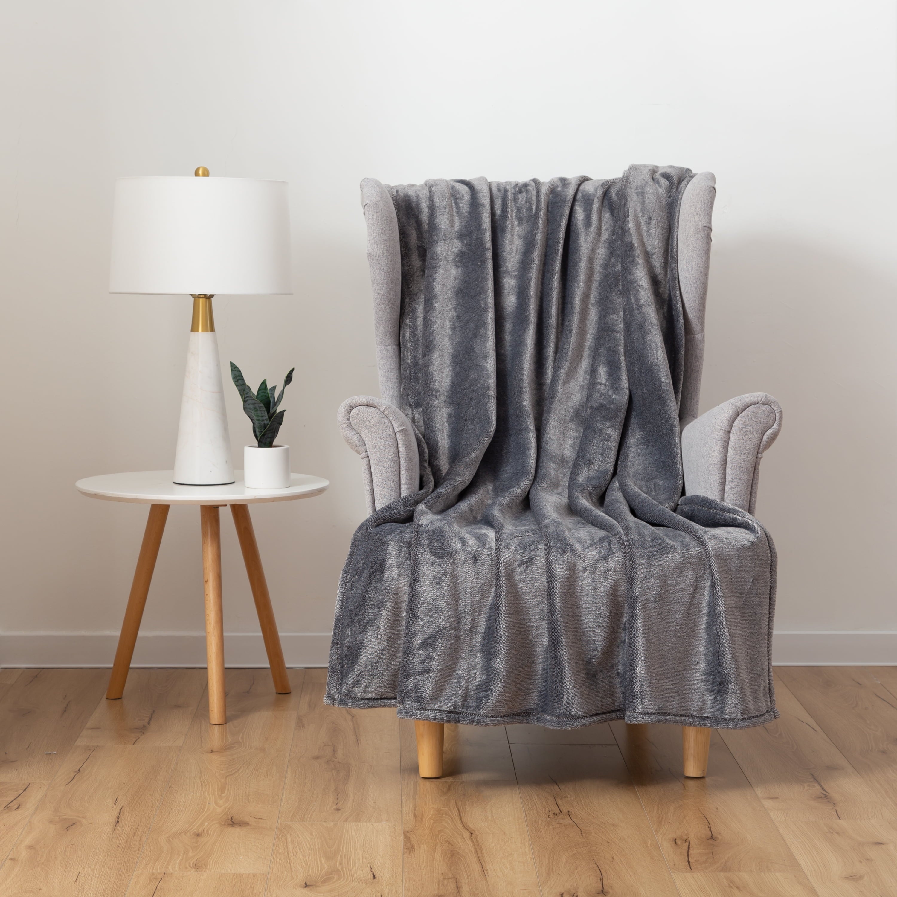 Super Soft Flannel Plush Heathered Soft Oversized Throw Blanket, Gray - Cozy Fleece Throw Blanket for Couch & Bed Detail