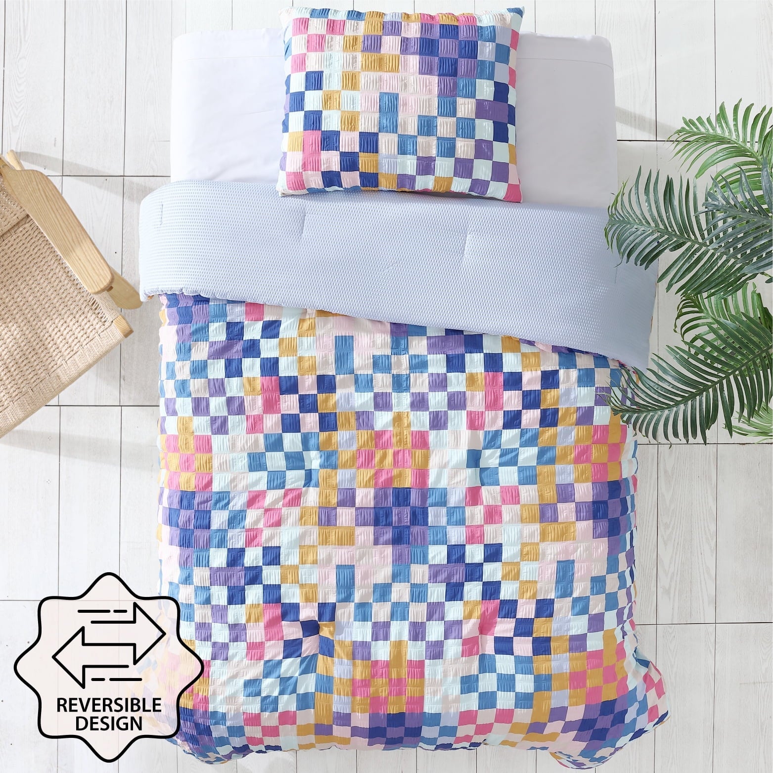 Fluffy Down Alternative 2-Piece Textured Multi-Check Comforter Set, Twin/TwinXL - All-Season Down Alternative Comforter Insert Detail