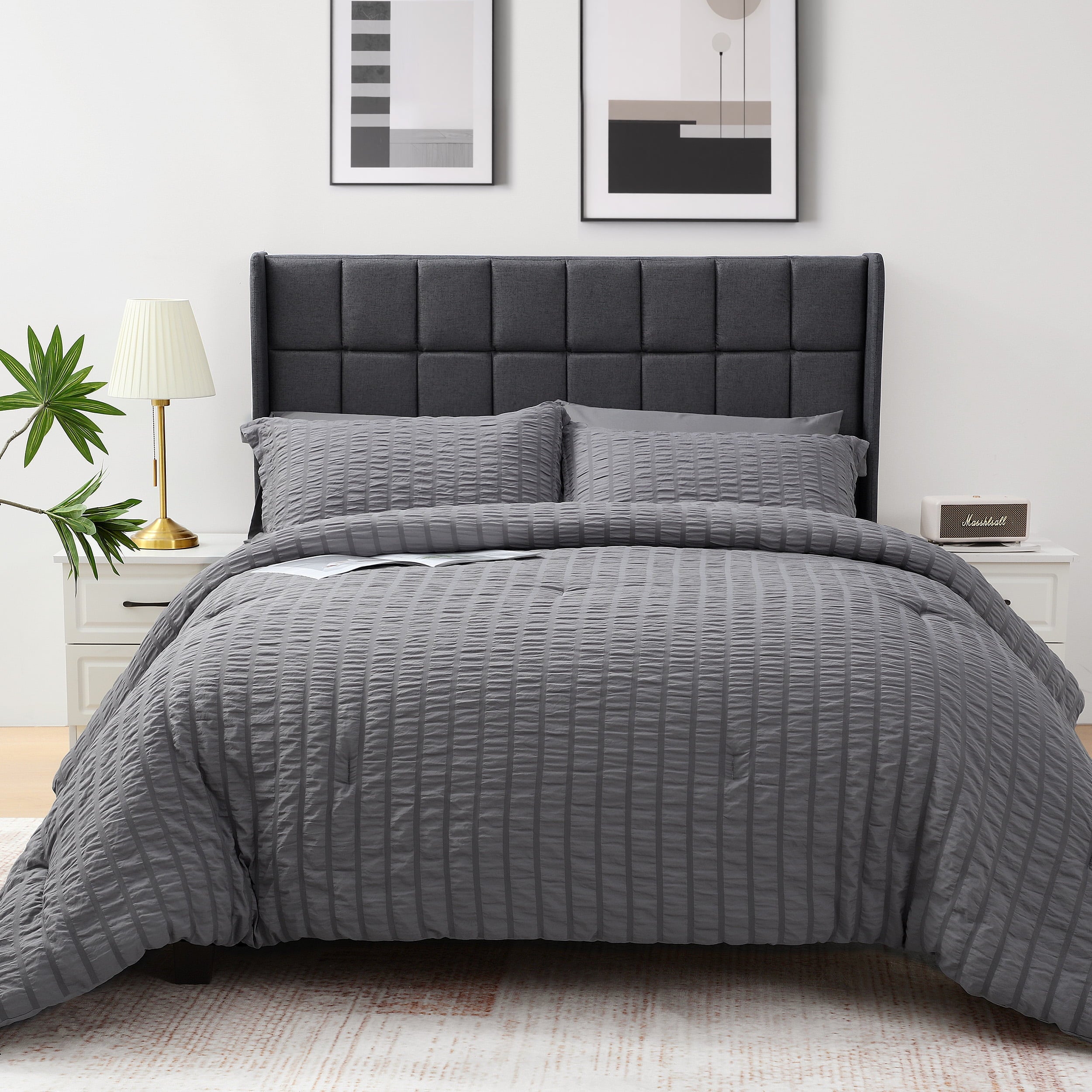 Hypoallergenic Cloud 7 Piece Queen Comforter Set, Bed in a Bag with Sheets, Pillowcases & Shams, All Season Soft Bedding, Cozy and Lightwe... - All-Season Down Alternative Comforter Insert Detail