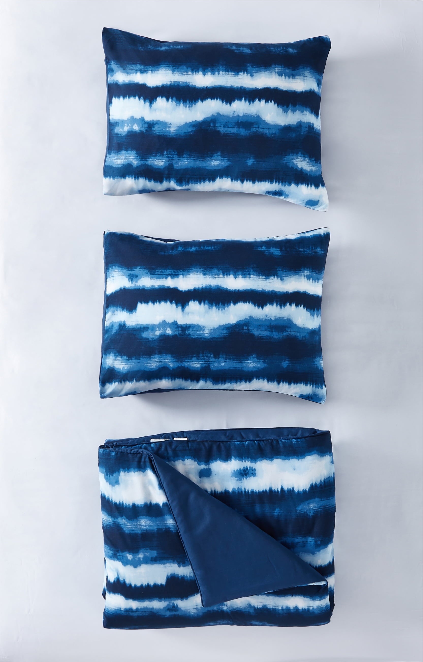 Heavyweight Warmth Tie Dye Navy 3 Piece Comforter Set, Full - Hypoallergenic Ultra-Fluffy Quilt for Winter Detail