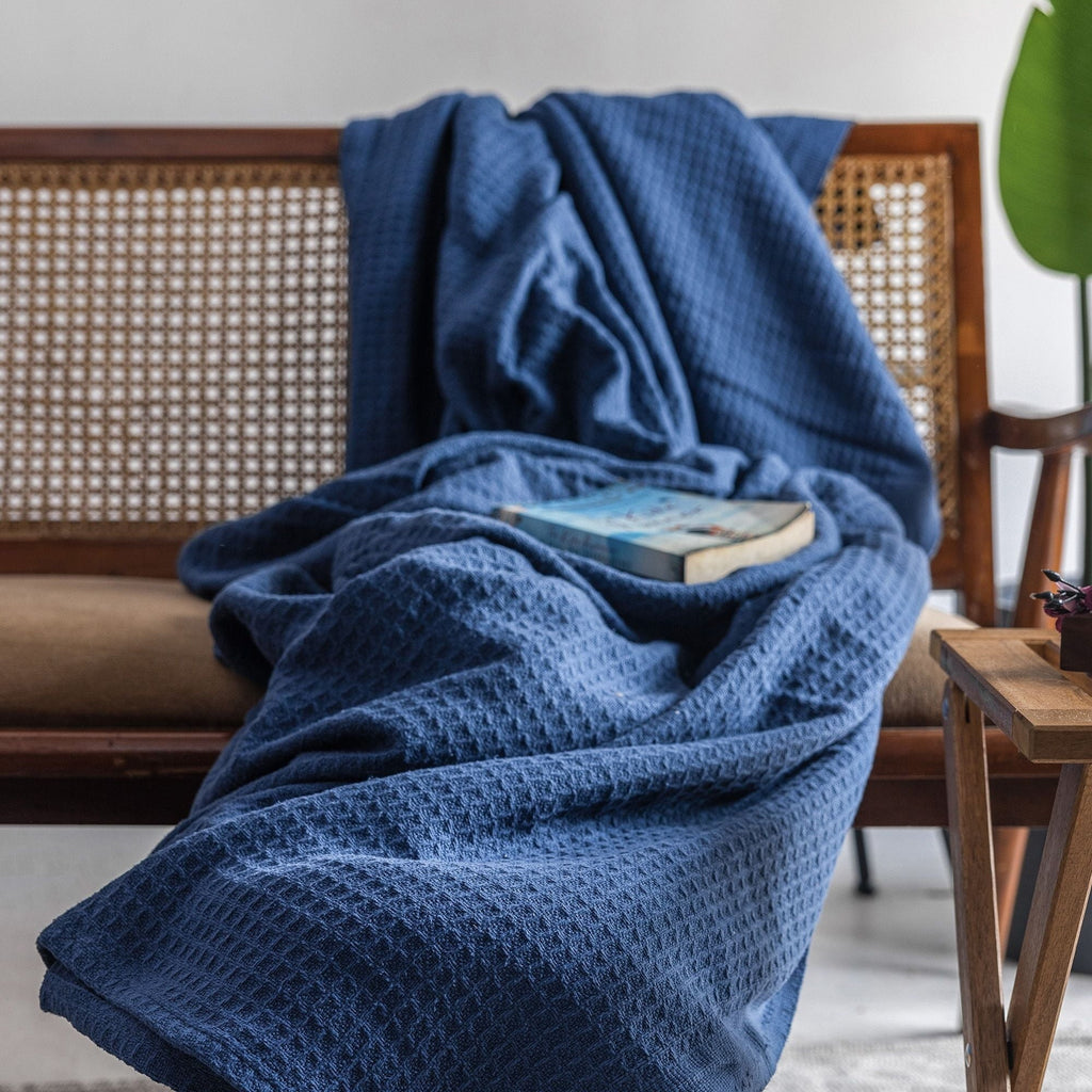 Cozy Fleece Twin Waffle Throw Blanket for Couch (68" x 92"), 100% Cotton Throw Blankets for Bed, Waffle Blanket for Bed (Navy) - Super Soft Reversible Sherpa Flannel Blanket Detail