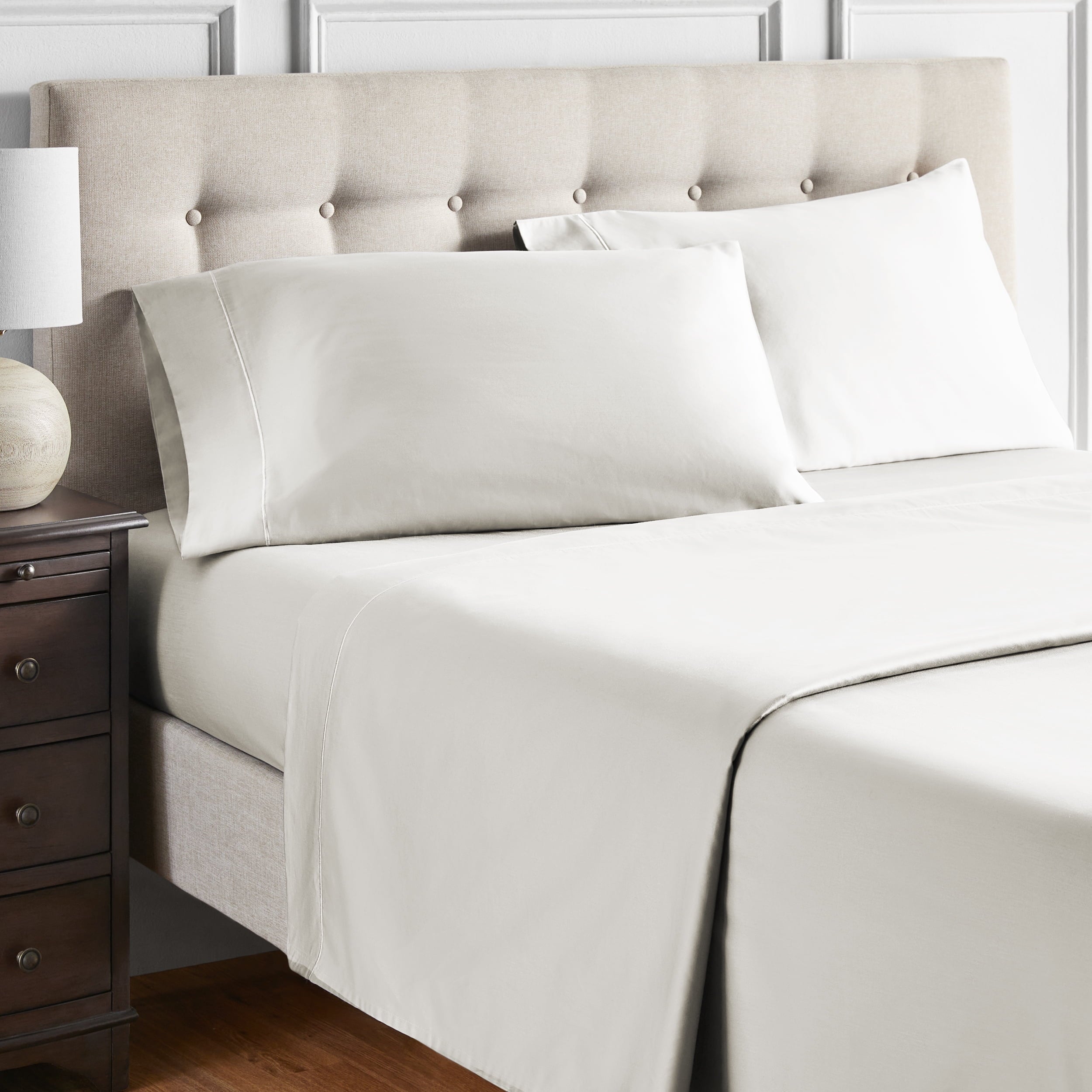 Premium Egyptian Cotton 4-Piece 600 Thread Count White Egyptian Cotton Adult Bed Sheet Set, King - Deep Pocket - Breathable Egyptian Cotton Flat & Fitted Sheets Detail