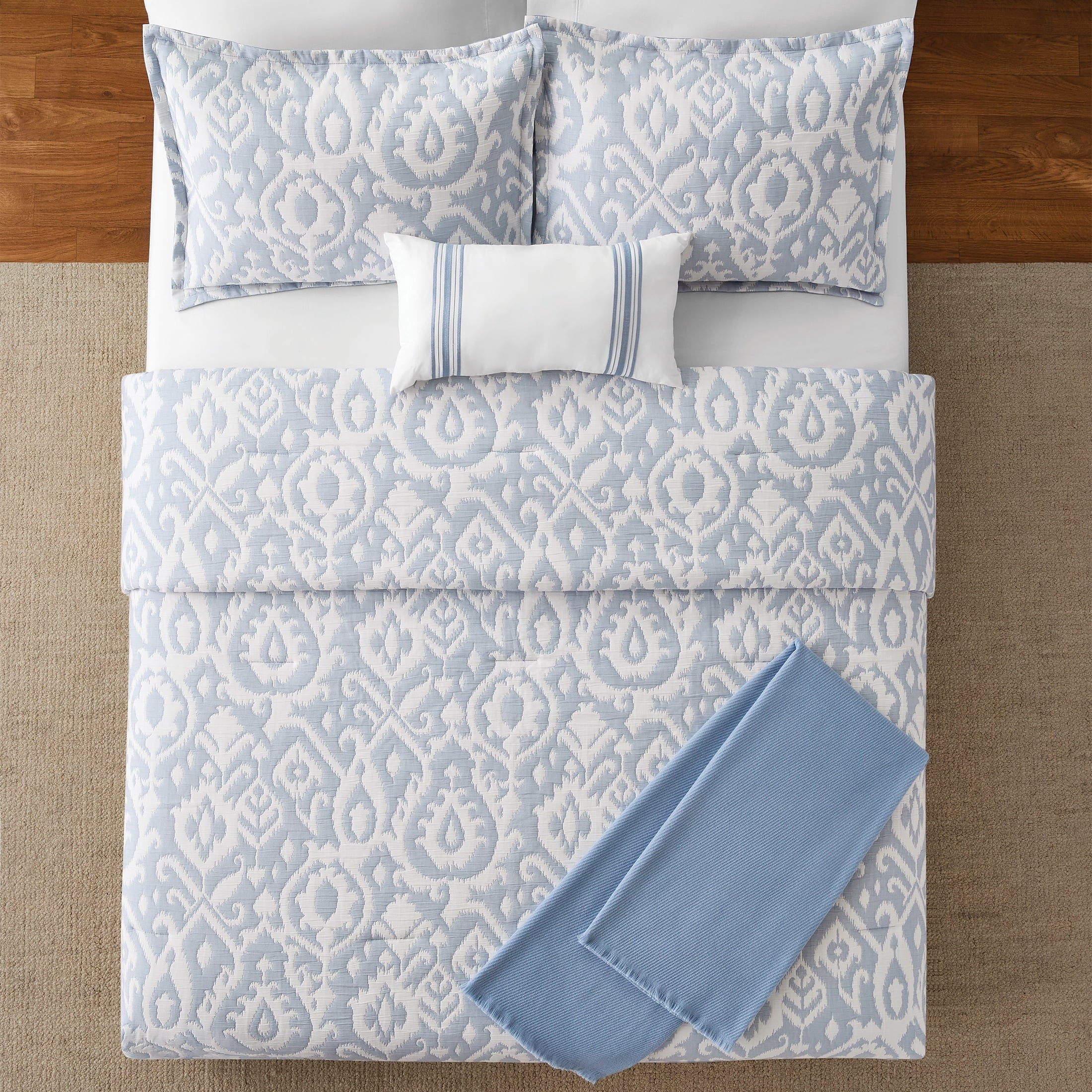 Luxurious Quilted Full/Queen Comforter Set, All-Season, 5-Piece, Blue Matelasse Ikat - Luxurious Quilted Duvet Cover Set Detail