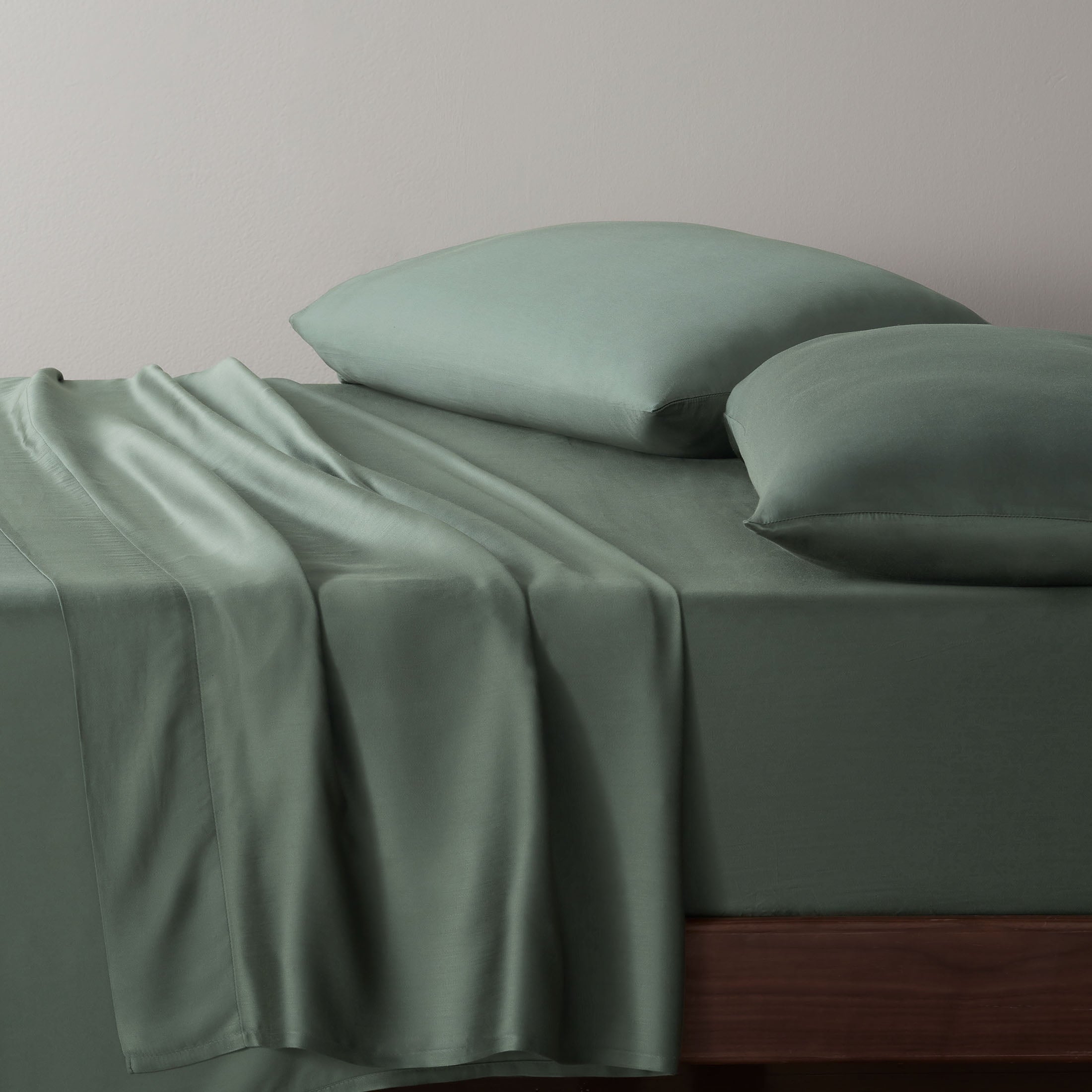 Breathable Luxury 4-Piece & Silky Serenity 100% Bed Sheets Set, Flagstone, Queen - Cooling Hotel Quality Bedding Sheets and Pillowcases Detail