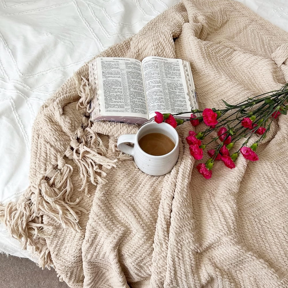 Cozy Fleece Beige Throw Blanket,Textured Knitted Tan Throws with Tassels,Neutral Sofa Bed Throws,50"x60" - Luxury Knitted Decorative Throw Blanket with Fringes Detail