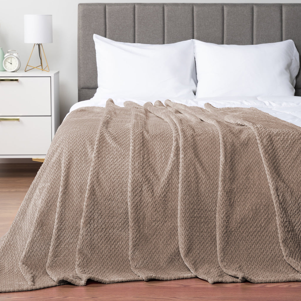 Decorative Knitted Soft Fleece Taupe Tan Throw Blanket for Couch, Lightweight Plush Warm Blankets for Bed, Fuzzy Cozy Flannel Blanket Th... - Lightweight Plush Warm Blanket for All Seasons Detail
