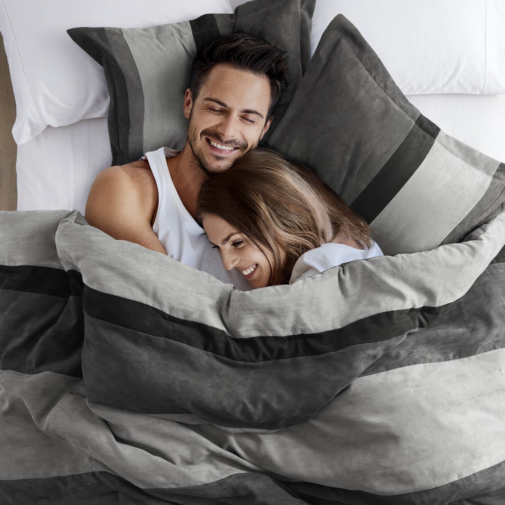 Luxurious Quilted Twin/Twin XL Comforter Set Black, 2 Pieces Faux Suede Comforters Twin/Twin XL Size, Pieced Bedding Comforters Sets, C... - All-Season Down Alternative Comforter Insert Detail