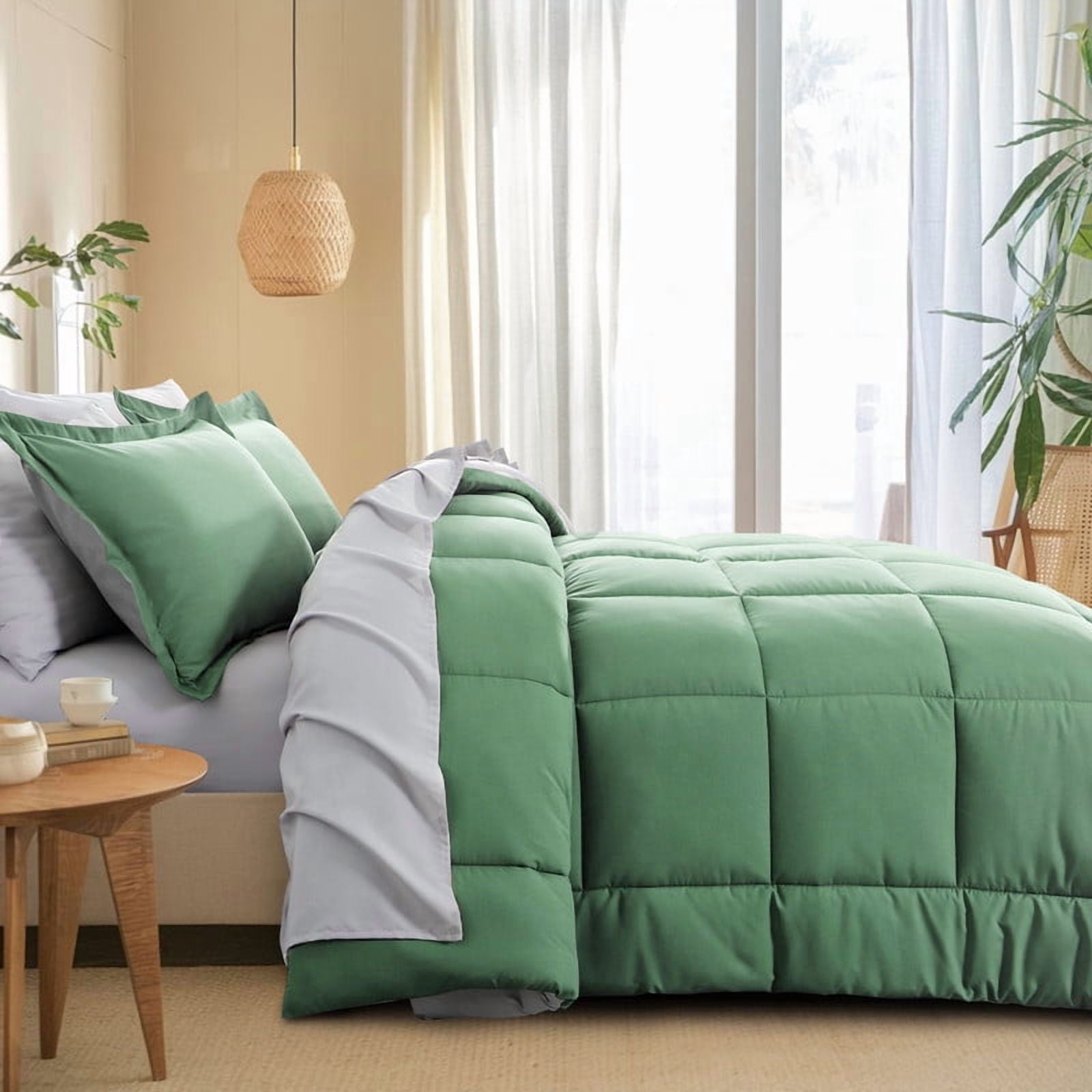 All-Season Grass Green/Grey Queen Size Comforter Set,3-Pieces Reversible Comforter Set Soft and Lightweight,All Season Down Alte... - Luxurious Quilted Duvet Cover Set Detail