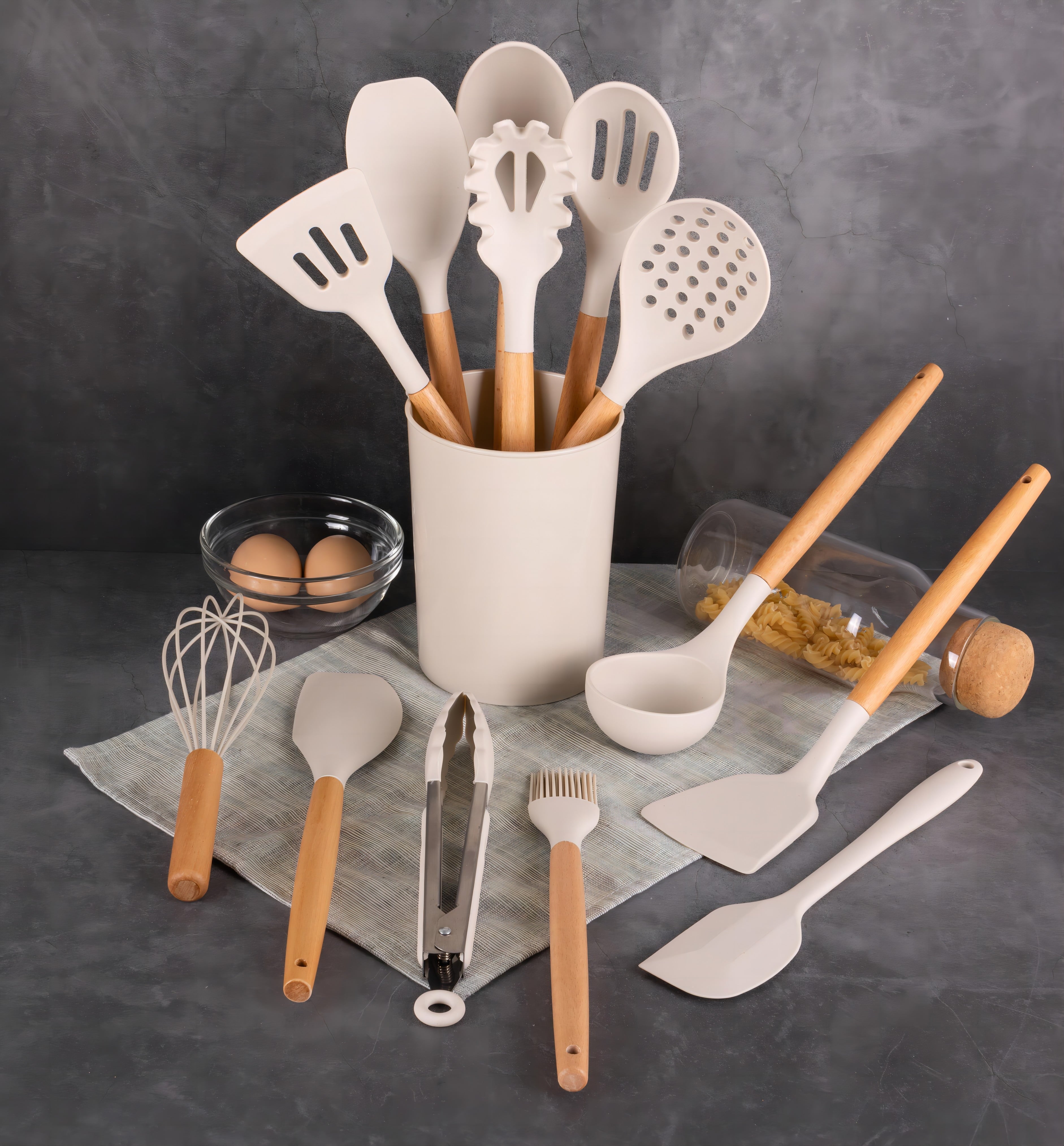 Ergonomic Cooking 14pcs Cooking Utensil Set with Caddy - Ergonomic Kitchen Tongs and Cooking Spoon Utensil Detail