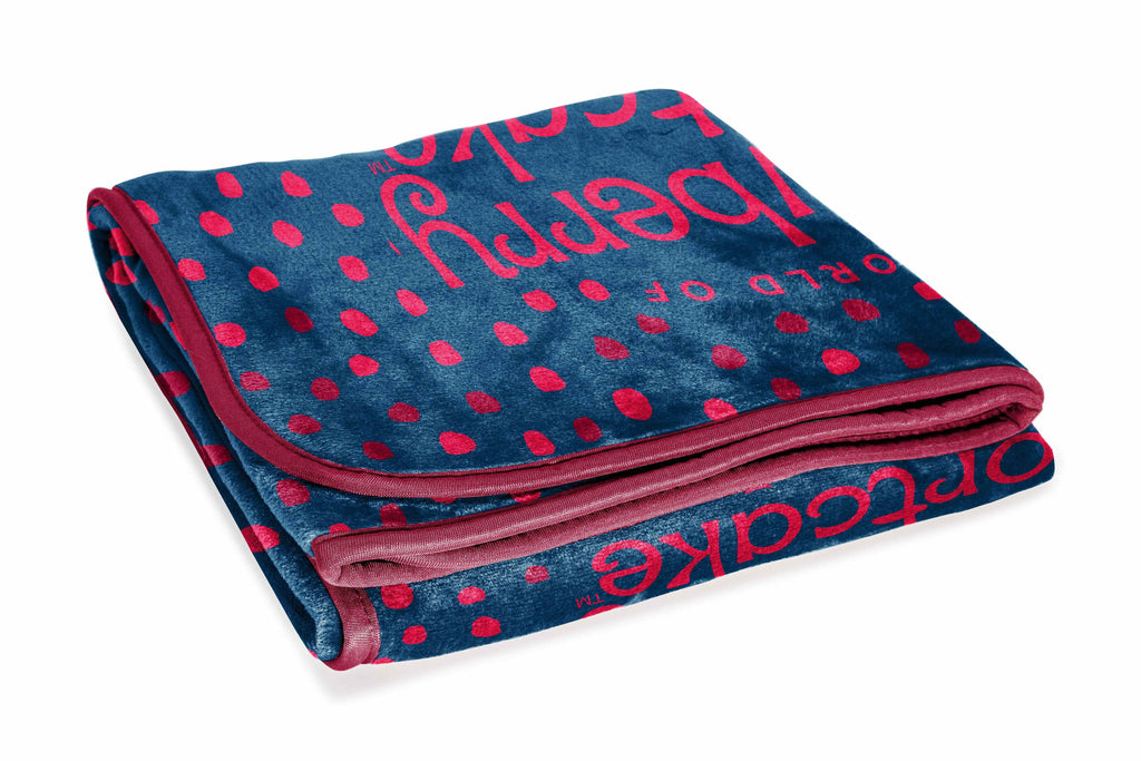 Reversible Sherpa Strawberry Shortcake Berry Meadows 46" x 60" Coral Fleece Throw Blanket, Kids, Polyester, Navy - Lightweight Plush Warm Blanket for All Seasons Detail