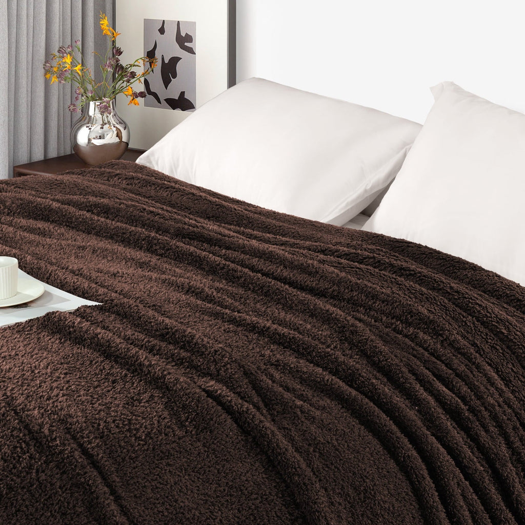 Reversible Sherpa Fuzzy Fleece Throw Blanket for Couch Sofa, Lightweight Fluffy Solid Velvet Blanket, 50x60 Inches, Coffee - Lightweight Plush Warm Blanket for All Seasons Detail