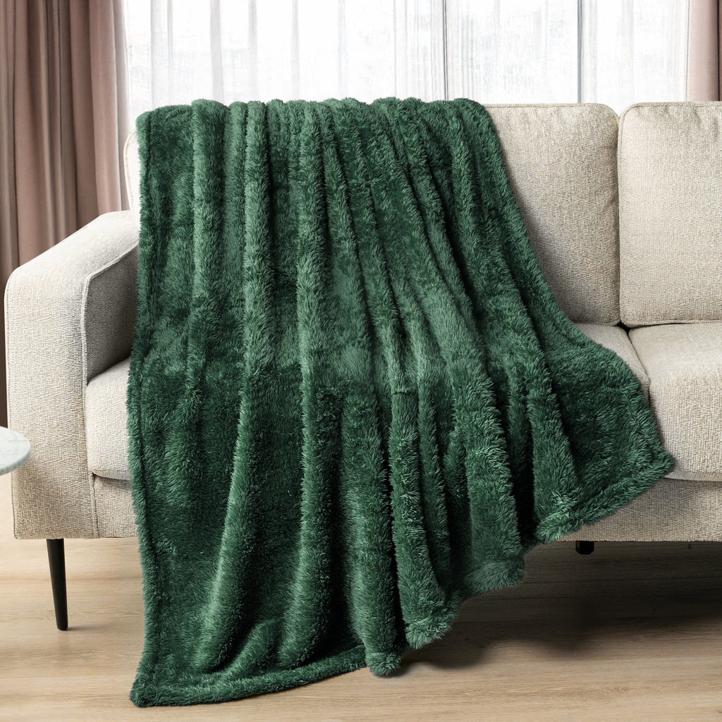 Reversible Sherpa Sherpa Throw Blanket For Couch Sofa, Emerald Green Fluffy Warm Plush Blanket for Bed, Cozy Super Soft Lightweight Thr... - Cozy Fleece Throw Blanket for Couch & Bed Detail