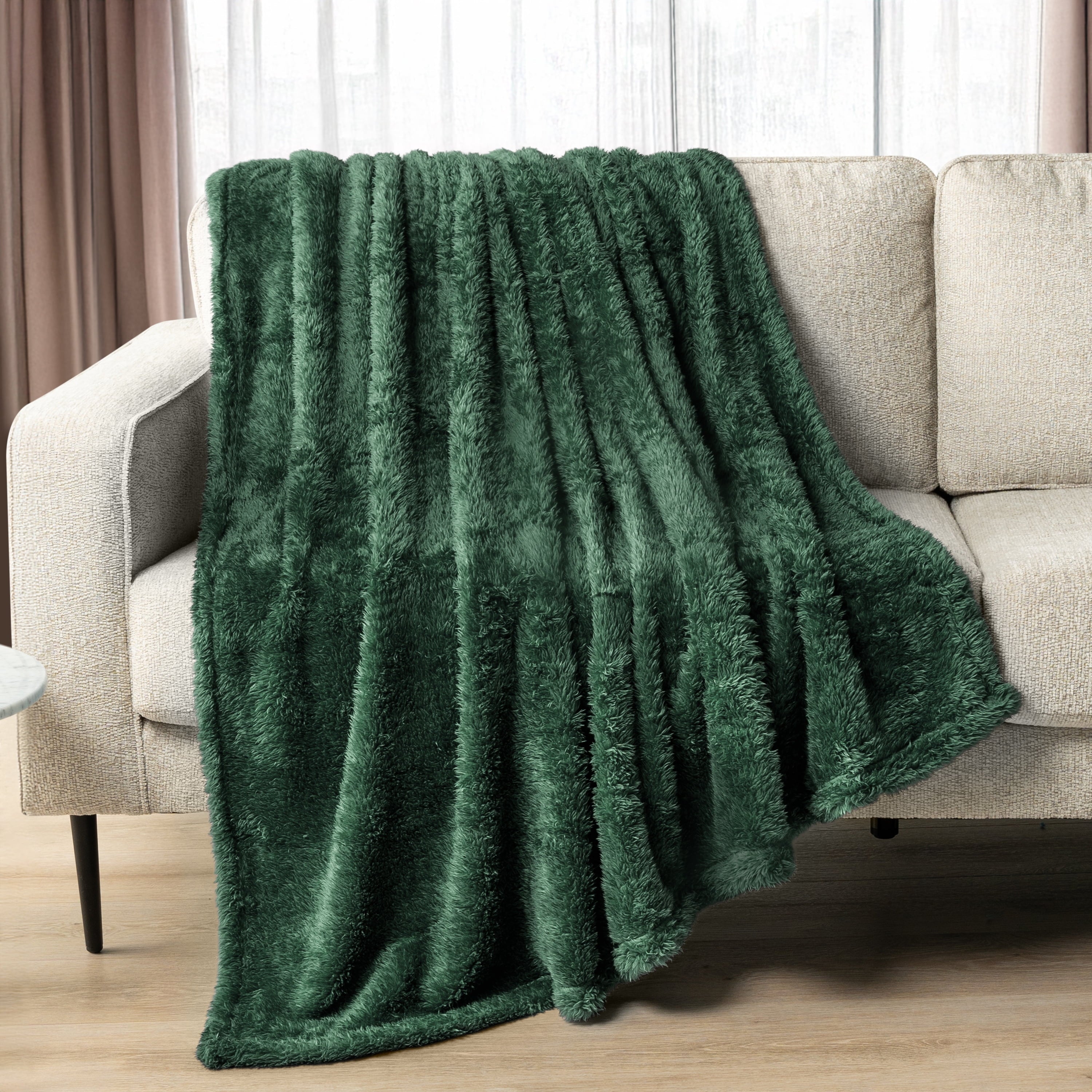 Reversible Sherpa Sherpa Throw Blanket For Couch Sofa, Emerald Green Fluffy Warm Plush Blanket for Bed, Cozy Super Soft Lightweight Thr... - Cozy Fleece Throw Blanket for Couch & Bed Detail