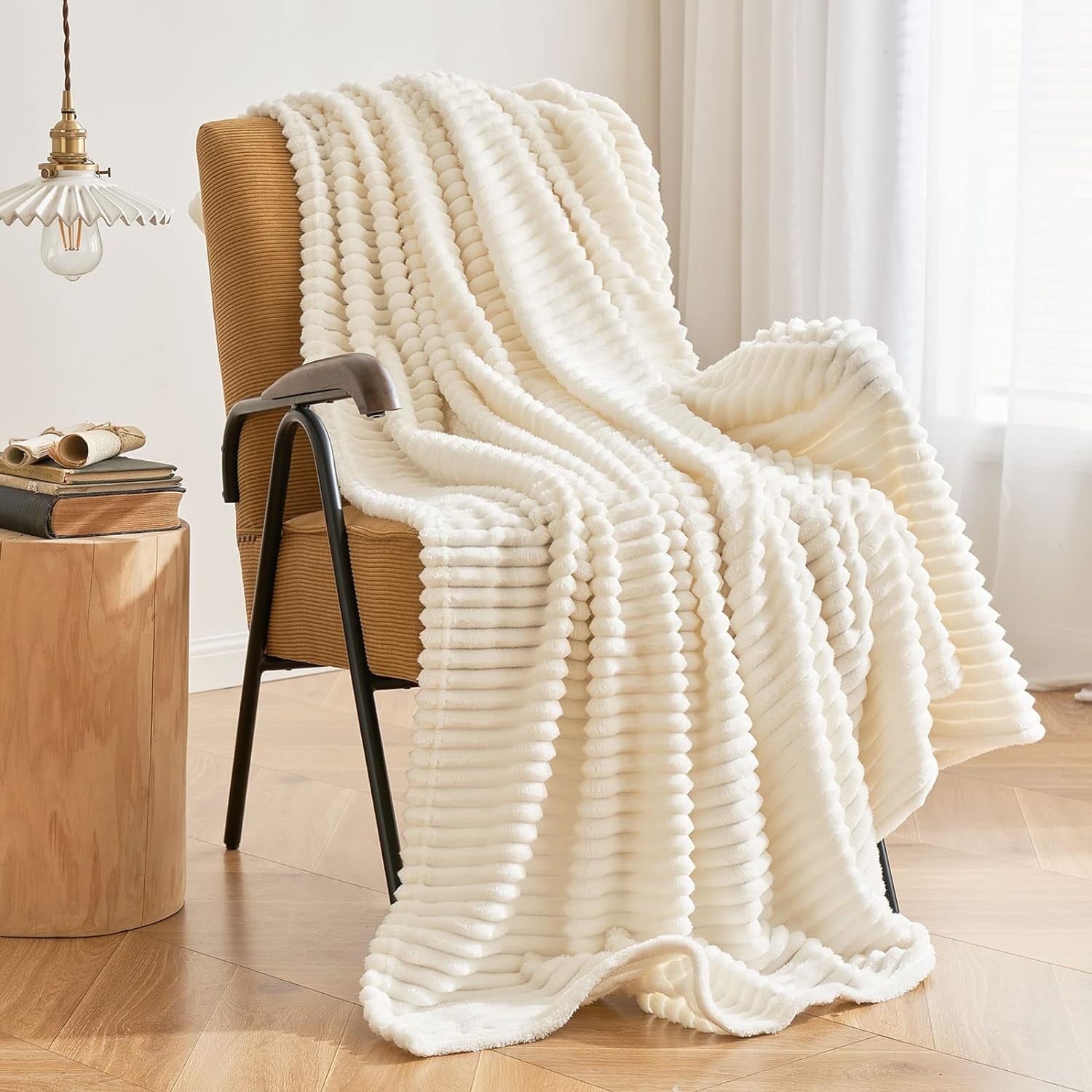 Super Soft Flannel Extra Soft with Strip, Plush Fuzzy Cozy Bed s and s for Couch,Bed,Sofa,Lightweight and Versatile s for Office Bedroom... - Super Soft Reversible Sherpa Flannel Blanket - Default Title